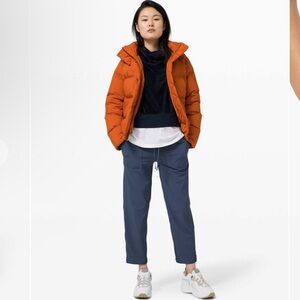 688. Lululemon athletica Beyond the Studio hr crop night sea blue size 6 NWT 🌙